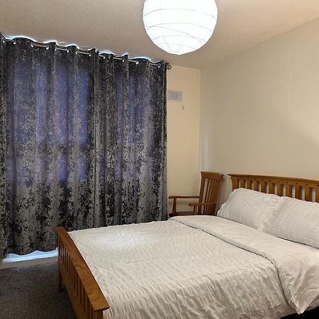 Amazing Room In Glasgow City Kültér fotó